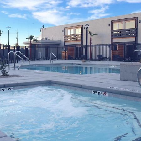Bent Inn - Lgbtq Hotel Las Vegas Exterior photo